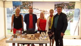 Der Bürgermeister mit den Städtepartnern aus Estland und Polen